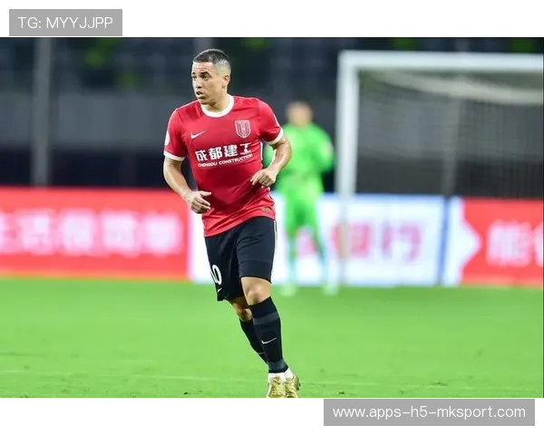 成都蓉城遭误判争议再起:足球场上的公平与争议